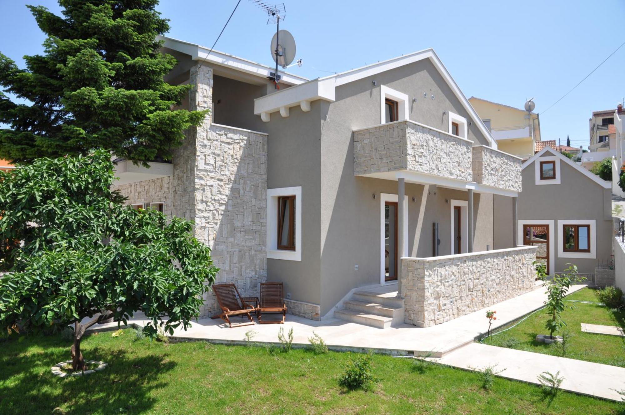 Villa Lucica Trogir Exterior photo